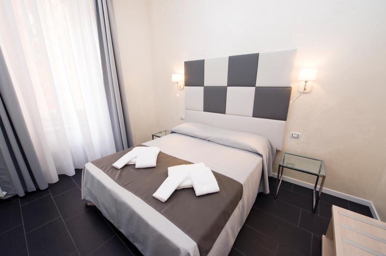 Grey&White Hotell Rom Exteriör bild